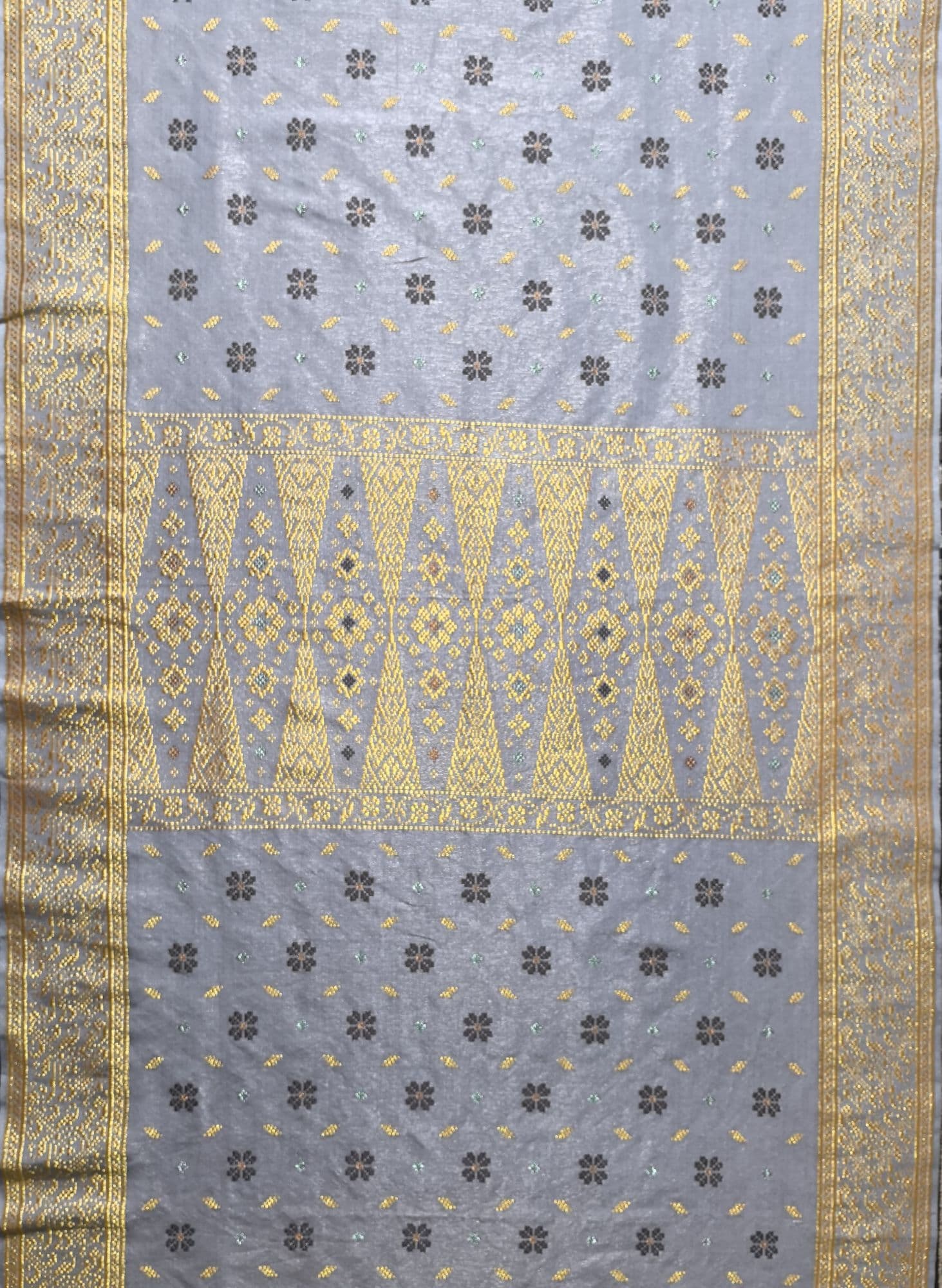 Kain Patern Brunei Arap Gegati